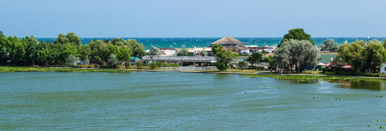 Hotel Insula Нептун Экстерьер фото