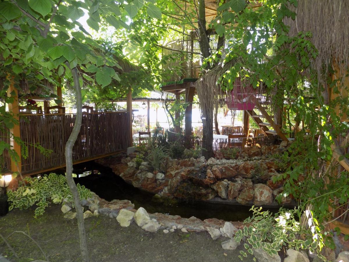 Hotel Insula Нептун Экстерьер фото