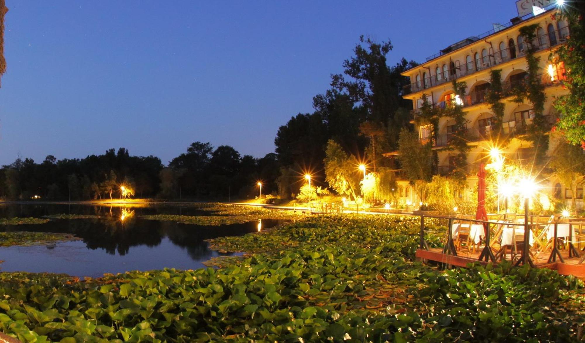 Hotel Insula Нептун Экстерьер фото