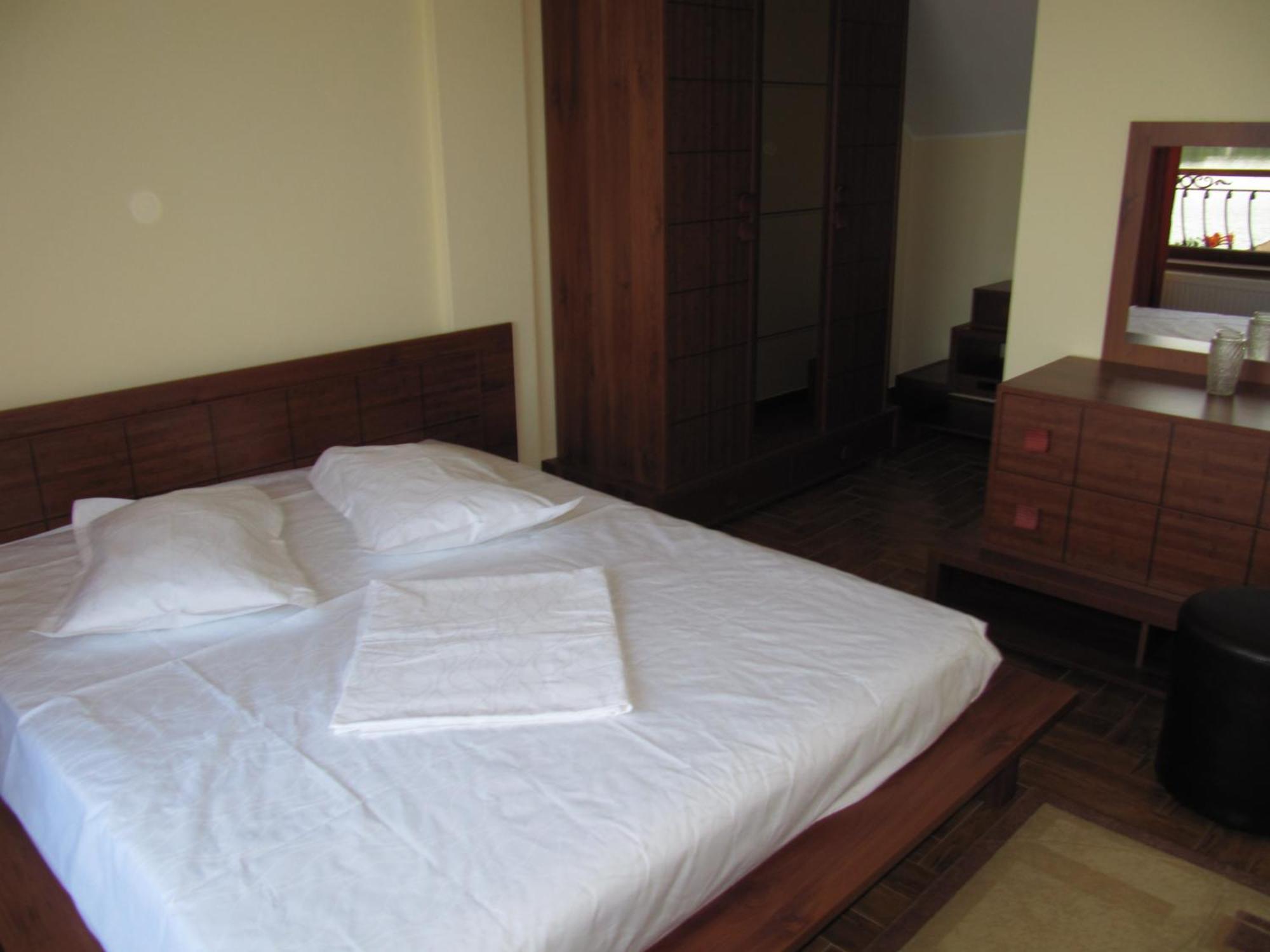 Hotel Insula Нептун Экстерьер фото